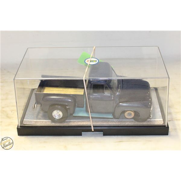 CUSTOM MADE 1953 FORD F-100 PICKUP TRUCK