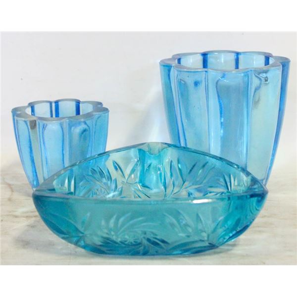 BRUTALIST VASES AND DEPRESSION ASHTRAY