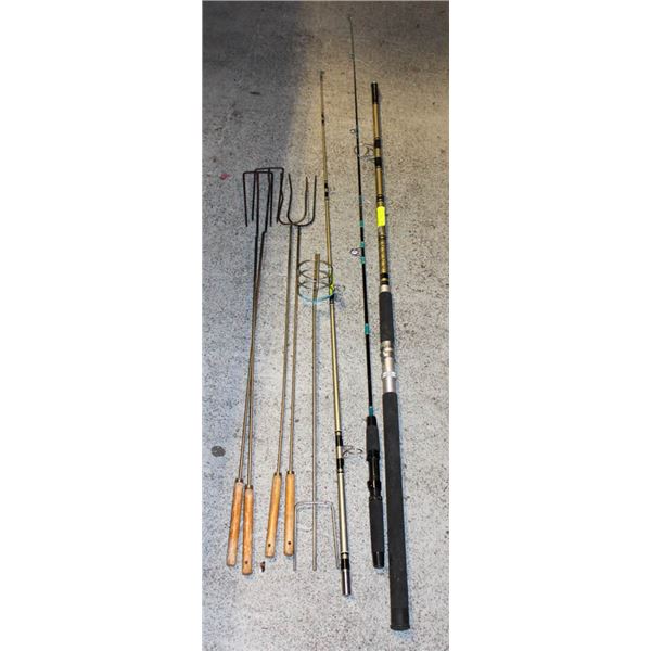 WIENER STICKS & BEER CAN HOLDER