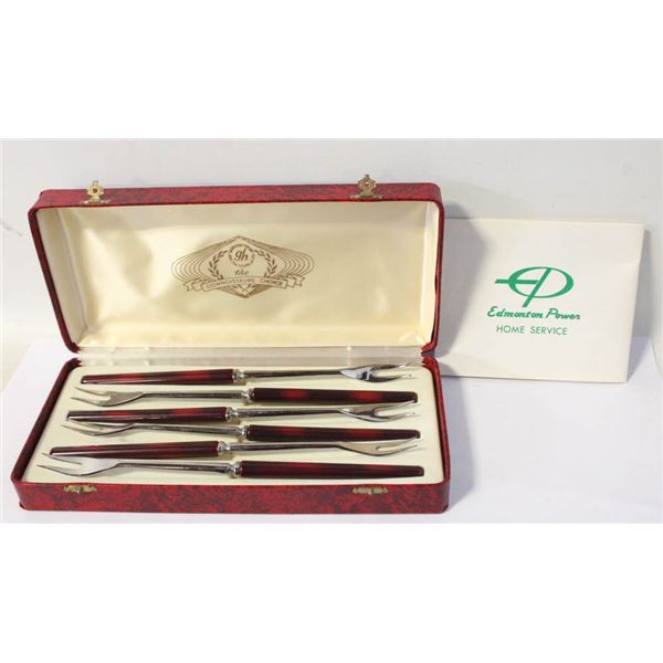 VINTAGE FONDUE FORK SERVING SET