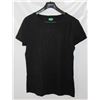 Image 1 : UNITED COLORS OF BENETTON LARGE BLACK T-SHIRT