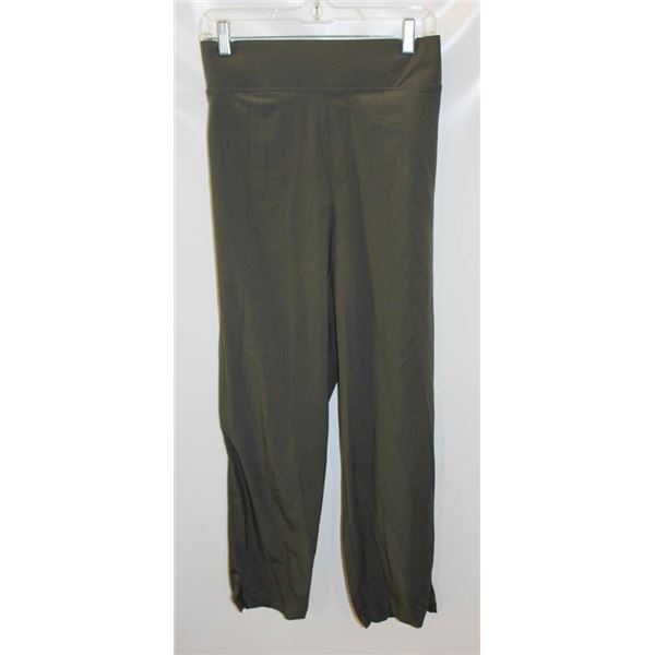 KIRKLAND WOMENS XXL GREEN PANTS