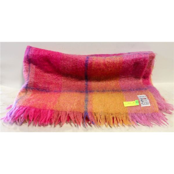 VINTAGE IRELAND MOHAIR/WOOL BLANKET