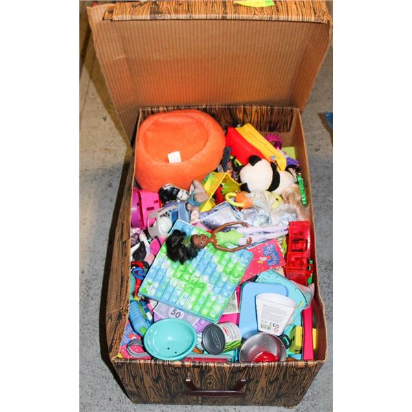 LARGE TOY BOX FULL OF TOYS