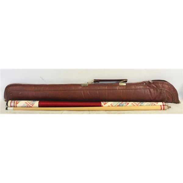 VINTAGE BUDWIESER POOL CUE IN CASE