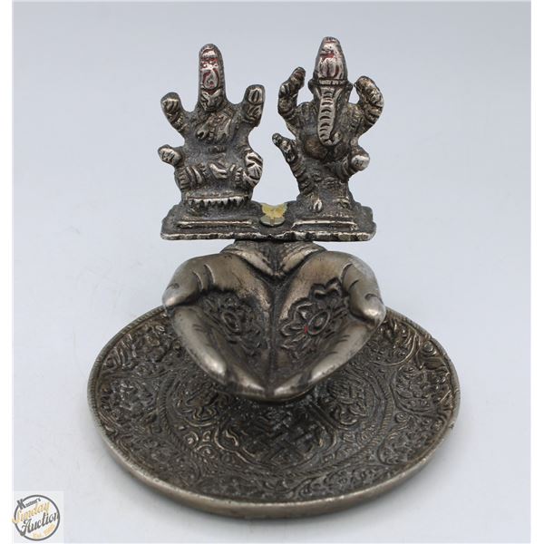 ETCHED SOLID METAL ESTATE ASHTRAY