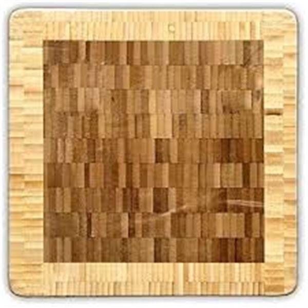 NEW BAMBOO CUTTING BOARD 25 X 25 X 3CM