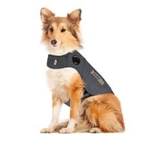 NEW THUNDERSHIRT DOGS JACKET LARGE