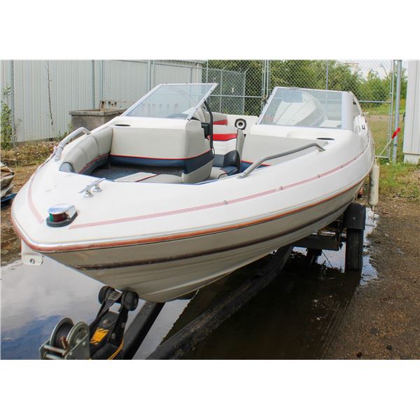 1990 BAYLINER CAPRI BOAT