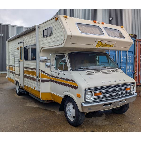1978 DODGE 300 DIPLOMAT MOTORHOME