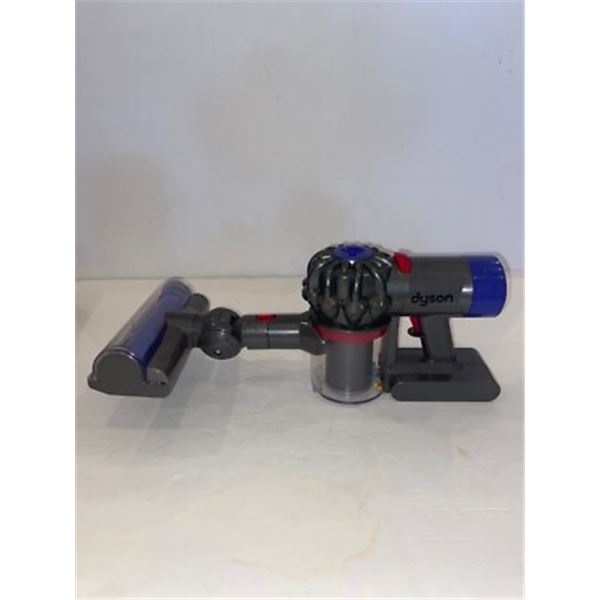 NEW WITH BOX CASDON PLC 68702 DYSON CORDLESSVACUUM