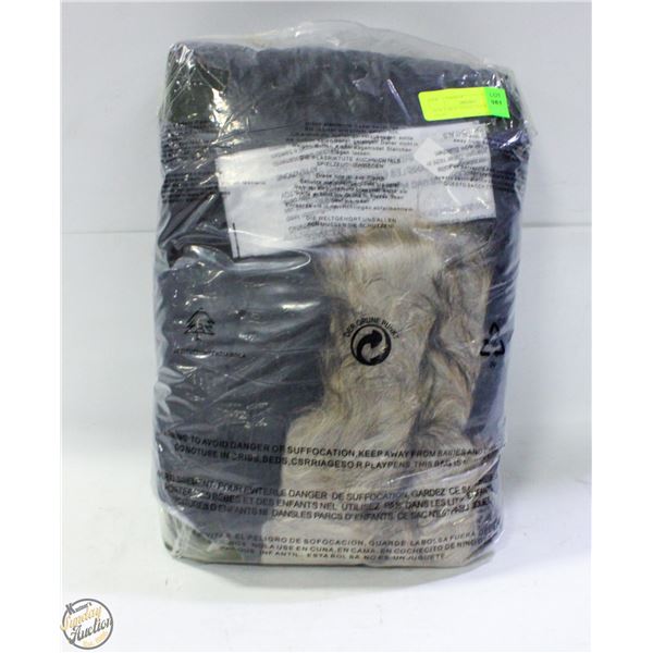 NEW LARGE JACKET WITH FUR HOOD