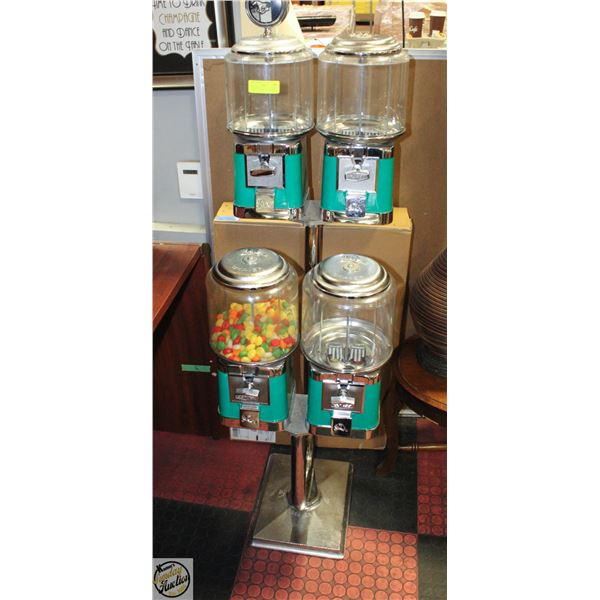 BEAVER VINTAGE STYLE CANDY VENDING MACHINE 25CENT-