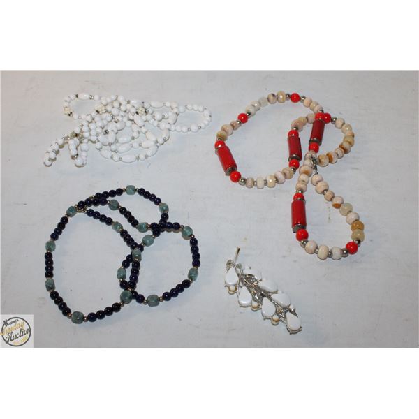 3 BEAD NECKLACES + 1 WHITE PIN