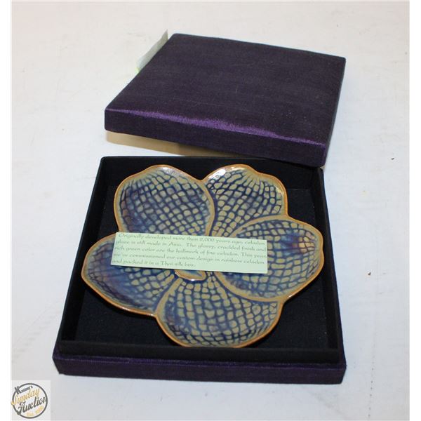 PURPLE BOX - HAS COMMEMORATIVE CELEDON ORCHID-