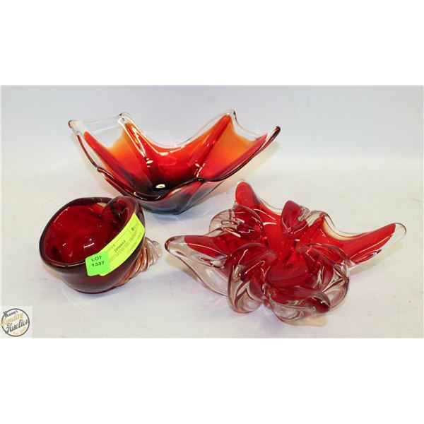 CLEAR/RED ART GLASS TRINKET DISH
