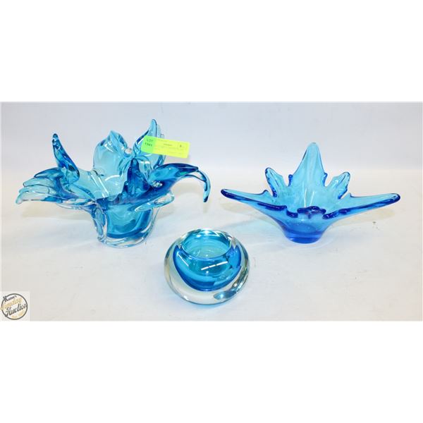3PCS BLUE ART GLASS PIECES ALL DIFFERENT