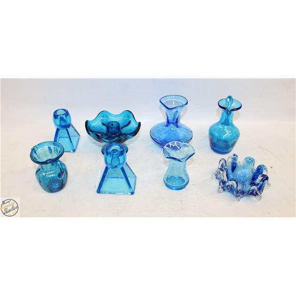 ART GLASS BLUE MINI VASES, JUGS +