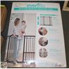 Image 1 : EVENFLO BABY GATE