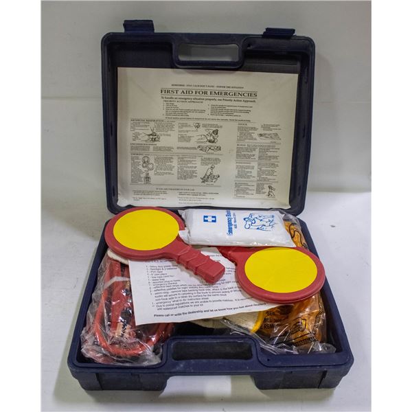 VEHICE EMERGENCY KIT