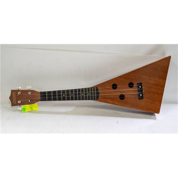 HAWAIIAN UKULELE