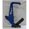 Image 1 : CAMPBELL HAUSFELD AIR POWERED HD FLOOR NAILER