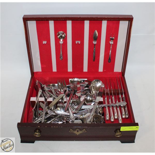 SILVER PLATED SILVERWARE WITH CASE