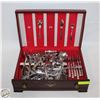 Image 1 : SILVER PLATED SILVERWARE WITH CASE