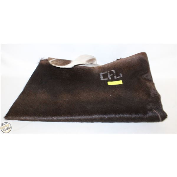 COWHIDE RUG WITH BRAND 6'X7' CHOCOLATE