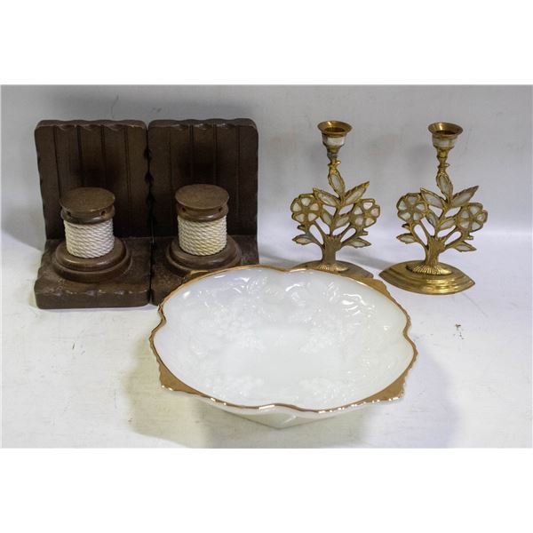 WOODEN ROPE BOUND BOOK ENDS + PAIR OF