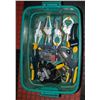 Image 1 : LIDDED TOTE OF ASSORTED ALL MASTERCRAFT TOOLS