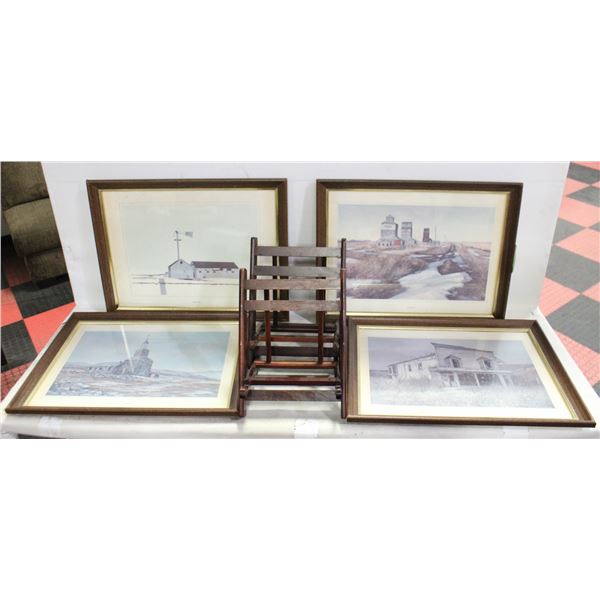 4 MATCHING FRAMED WALL HANGINGS WITH 2