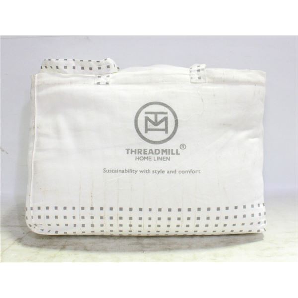 THREADMILL 100% COTTON QUEEN SIZE WHITE BLANKET