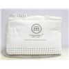 Image 1 : THREADMILL 100% COTTON QUEEN SIZE WHITE BLANKET