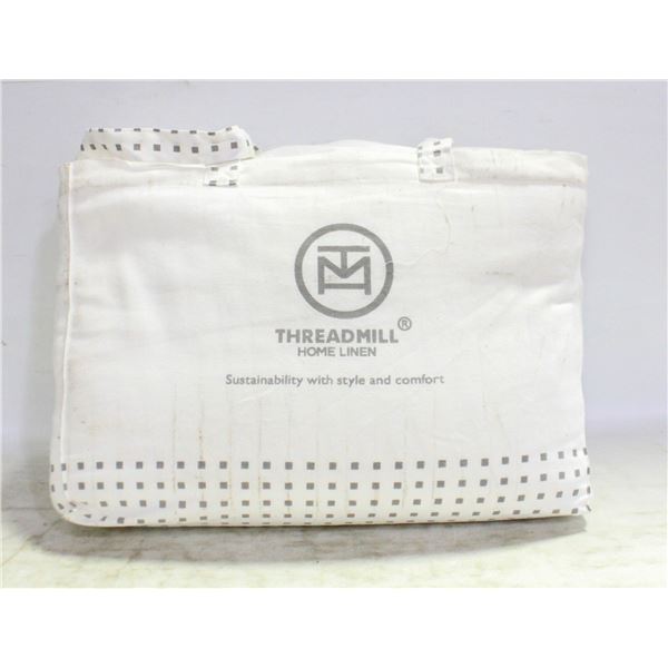 THREADMILL 100% COTTON QUEEN SIZE WHITE BLANKET
