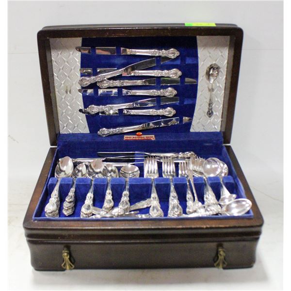 WOODEN CASED ROGER BROS SILVER PLATED