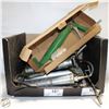 Image 1 : ONE BOX OF GREASE GUNS AND CAULKING GUNS