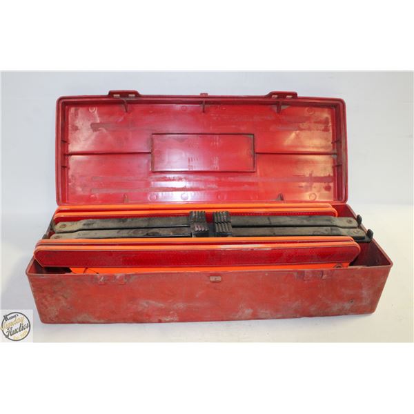 ROADSIDE EMERGENCY KIT