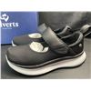 Image 4 : Silverts Adaptive Footwear Women's Supportive Walking Shoes (Size 6 Wide Width) - New in Box!