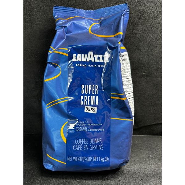 1 1KG Bag of Lavazza Super Crema Coffee Beans with Notes of Hazelnut and Brown Sugar - New