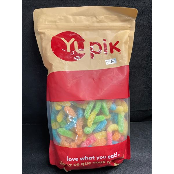 Yupik Neon Gummy Worms - Large 1KG Bag - Sweet & Sour Fruity Flavor - BB: 2027/AL 08