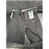Image 1 : 1 Pair of Dockers Perfect Short Classic Fit Size32 -  New