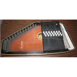 Autoharp byOscar Schmidt