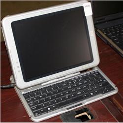 HP TC1100 Tablet PC 1.1GHZ 512MB 40GB