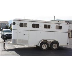 1998 CRJ THREE SLANT HORSE TRAILER