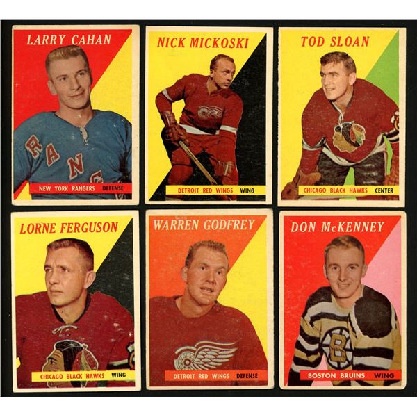 Lot of 12 x 1958-59 Topps Hockey Cards