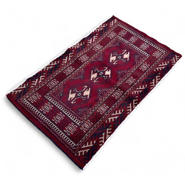 DAH High Quality Persian Genuine Hand-knotted Rug, 38" x 23"
