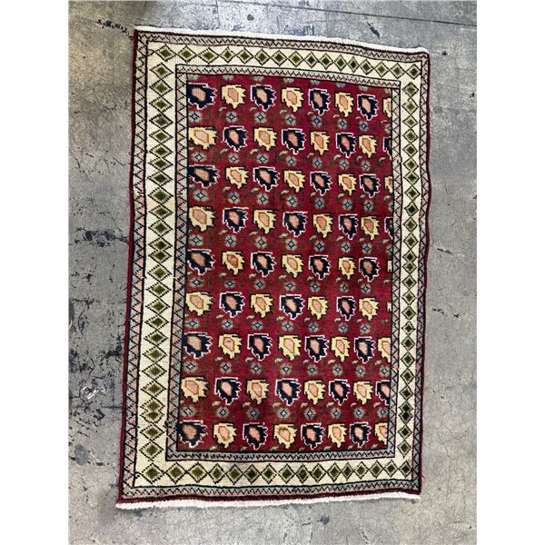 DAH High Quality Persian Genuine Hand-knotted Rug, 56.5" x 36"