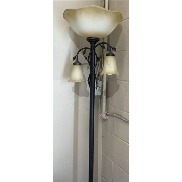 RS - Tall Lamp - As Is