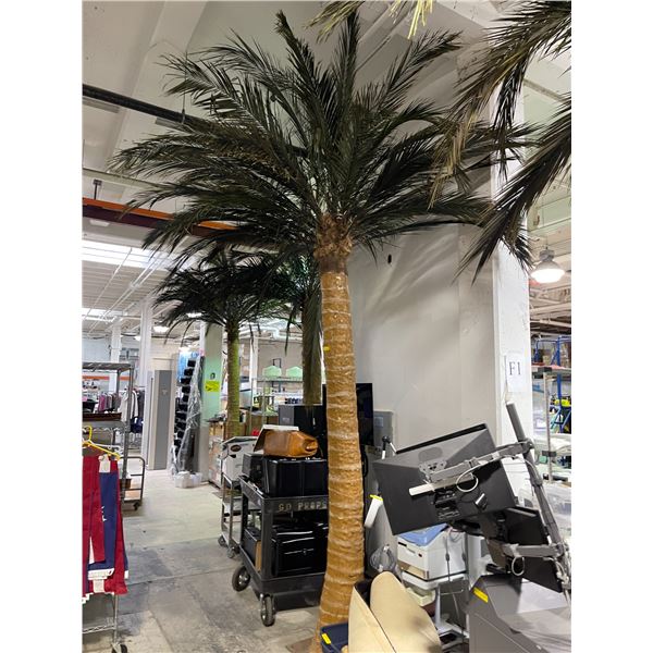 Large Decor Palm Tree (Approx. 13.5-14')